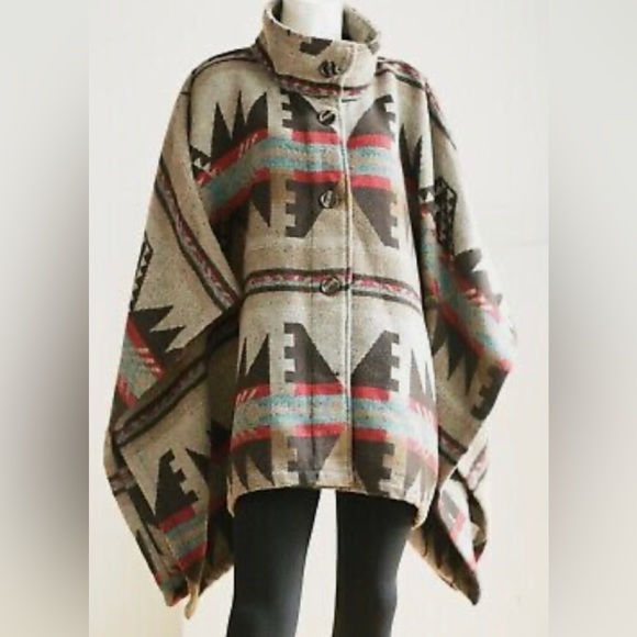 Southwest Aztec blanket button front poncho size small but can fit many sizes - Picture 6 of 6